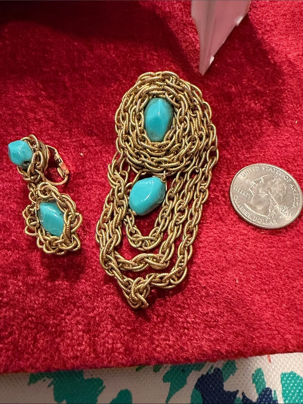 Vintage Gold Chain and Turquoise Glass Stone brooch with Matching clip  Earrings